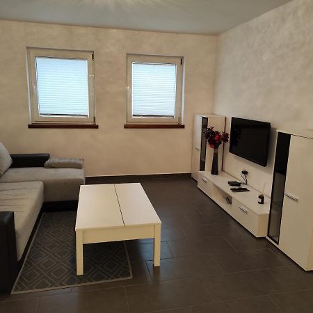 Goriska Apartments Ajdovščina Extérieur photo